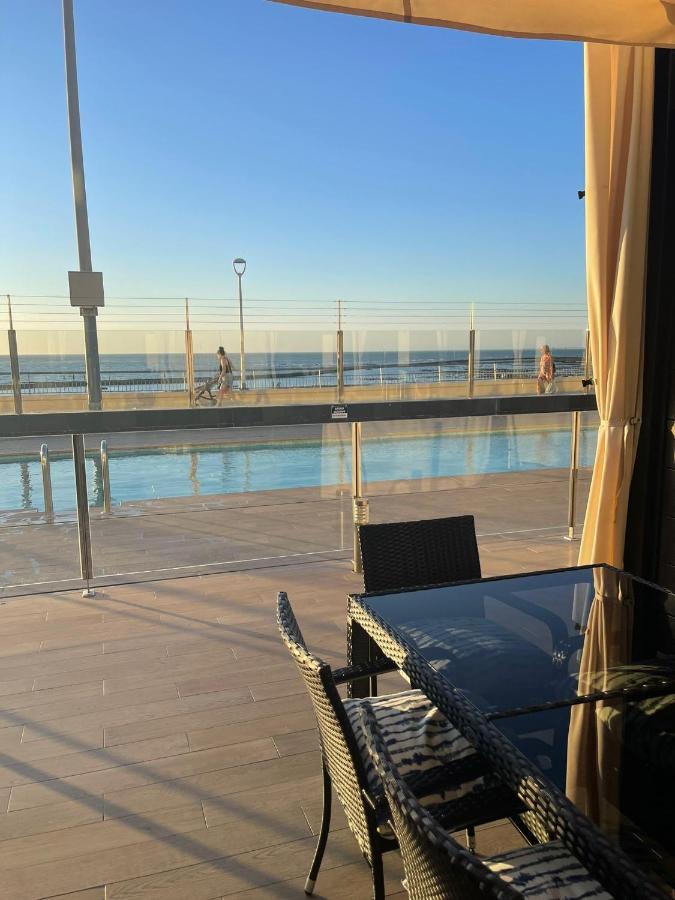 Apartamento Con Piscina En El Paseo Cruz Del Mar Appartement Chipiona Buitenkant foto